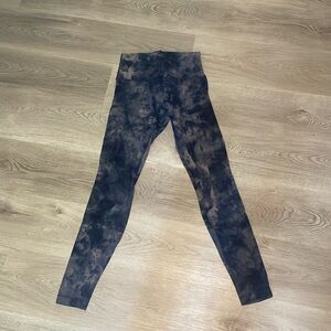 Lululemon Align 28” Blue and Purple Leggings Size 6